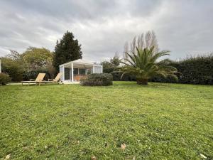 Maisons de vacances Grande Maison Familiale avec SPA, Plage a Proximite, Jardin et Parking - 10 Couchages - FR-1-246A-153 : photos des chambres