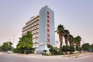 Red Fox by Lemon Tree Hotels, East Delhi