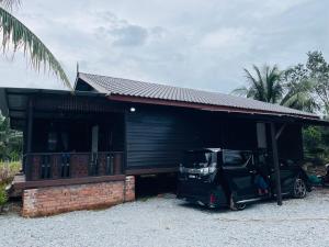 NAZIRIN HOMESTAY D’VILLAGE MUAR BATU PAHAT