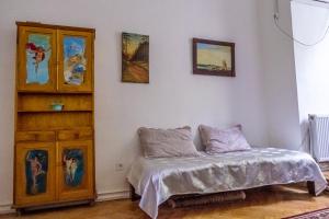 Gutsa Artists Mini-Hotel