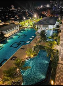 Traders Garden , cheras Trader square 3 bedroom Balakong serdang