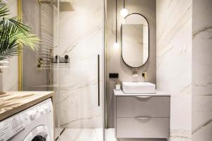 Apartment Premium with Parking, Air Condition and balcony