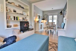 Langeooger Viermaster - Blaues Segel