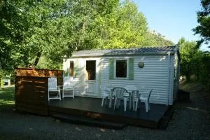 Camping le Chambron - Montréal-les-Sources