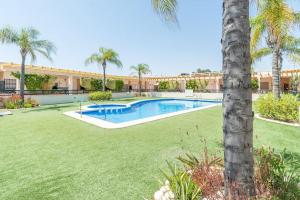 Magnífico adosado con piscina y barbacoa