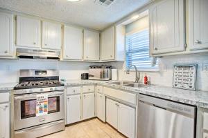 Oklahoma City Vacation Rental, 10 Mi to Dtwn!