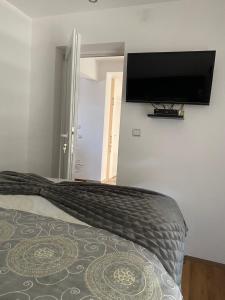 Kuća za odmor CAR - Tekija