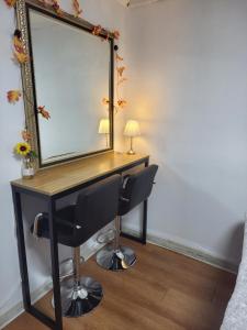 Newly renovated spacious 2 bedroom unit in HBC #1