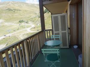 Duplex 4 pièces avec piscine, parking couvert et Wi-Fi gratuit - FR-1-636-161