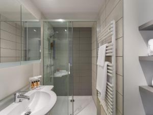 Appartement centre Courchevel avec accès pistes, garage et Wifi - FR-1-563-117