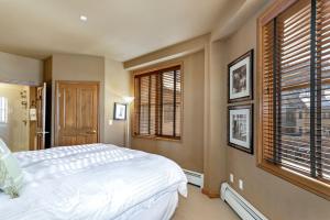 330 Chapel Square condo