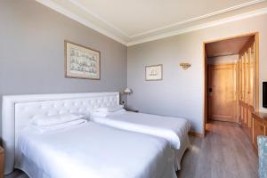 Superior Twin Room room in Royal Garden