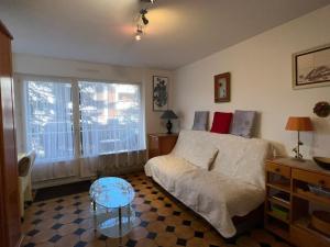 Appartements Appartement T2 Bis avec Balcon, Piscine et Tennis - Aix-les-Bains - FR-1-555-78 : photos des chambres