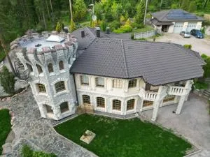 Pinecrest Villa - Castle style living on seaside - Isnäs
