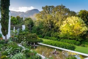 93 Brommersvlei Road, Constantia, Cape Town, 7806, South Africa.