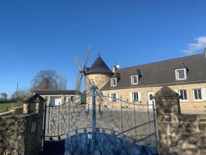 Maisons de vacances Le Moulin avec piscine d'Esmee : photos des chambres