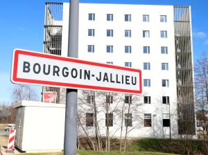 Hotels Ibis Bourgoin Jallieu Medipole : photos des chambres