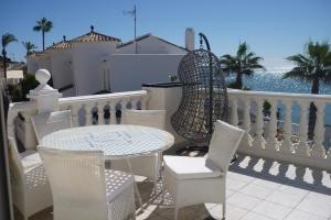 Fantastic Beachfront Apt El Faro - Arkadia Beach