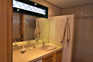 Pueblo Torrequebrada, Benalmadena 2 Bed Apt