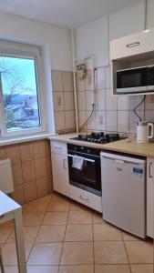 J&E NERIES Apartment IV