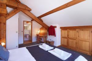 Chalets CHALET IBEX & SPA : photos des chambres