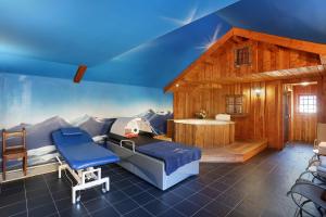 Chalets CHALET IBEX & SPA : photos des chambres