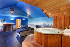 Chalets CHALET IBEX & SPA : photos des chambres