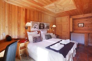 Chalets CHALET IBEX & SPA : photos des chambres