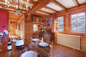 Chalets CHALET IBEX & SPA : photos des chambres