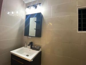 Privada tipo cabaña Con amplio patio