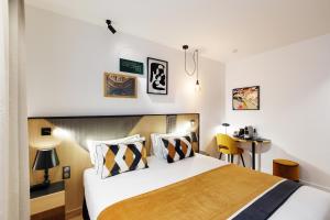 Hotels Star Champs-Elysees : photos des chambres