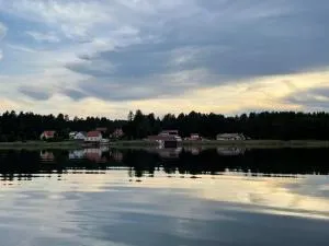 Dom nad jeziorem Narie Bogaczewo 90B - Pojezierce