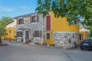 Holiday Home Mandula 