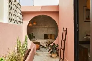 ROSA by DW - 洛伊萨