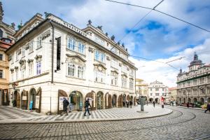 Malostranske Namesti 28/5, Prague, 118 00, Czech Republic.