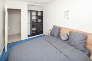 Appartements Charmant 3 Pieces - RER a 100 M : photos des chambres