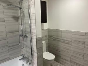 Apex Living NE - Carnegie House 4 Bed House, FREE PARKING FREE WiFi