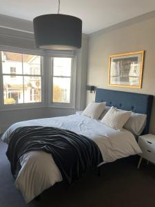 Beautiful 4B.2Ba House + office