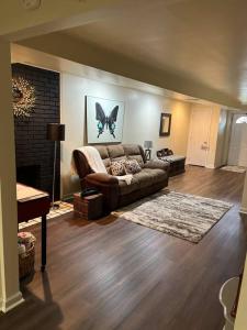 Hilltop Hideaway - 3BDR in Downtown London, KY