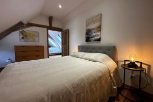Villas Independent farmhouse in the park of the Chateau du Gue du Roi : photos des chambres