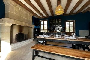 Villas Independent farmhouse in the park of the Chateau du Gue du Roi : photos des chambres