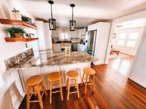 Penrose Retreat! Pet Friendly - Crestone