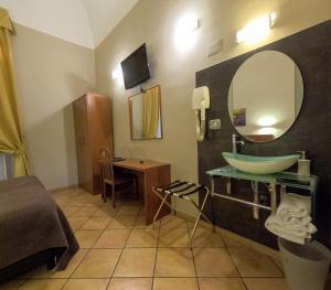 Double or Twin Room with Shared Bathroom room in Hotel Cervia
