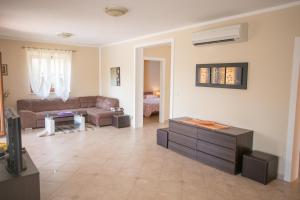 Family friendly house with a swimming pool Buici, Porec - 19720