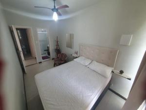 Apartamento com suite em Garatucaia.