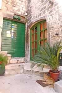 Apartments Mima Hvar