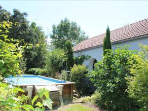 Maisons de vacances Gite Vierzon, 4 pieces, 5 personnes - FR-1-586-35 : photos des chambres