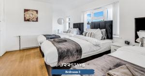 Bordesley - 3 Bedroom, Sleeps 7, Wi-Fi , Parking - JRR Stays
