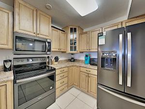 Regency Towers #105 East