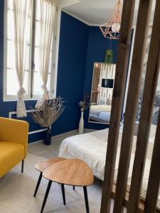 Appartements Vieux Port Studio Chic : photos des chambres